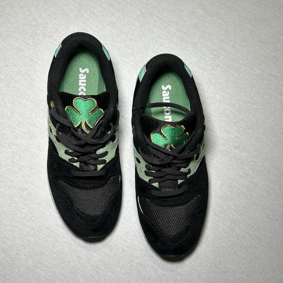 Saucony Azura “St. Patrick's Day" sneakers Size 7.5 in black and green - Picture 2 of 7